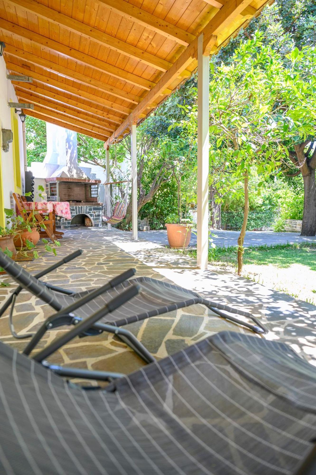 Small Villa Gerani Agios Vlasios  Buitenkant foto