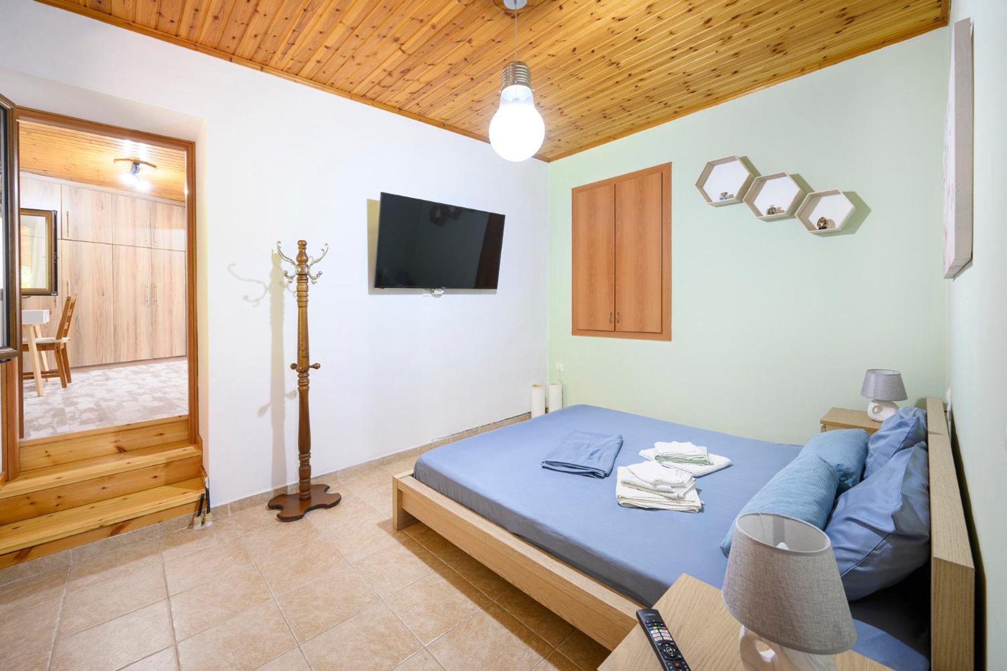 Small Villa Gerani Agios Vlasios  Buitenkant foto